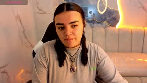 Live 800am 200pm COLOMBIAN HOUR online show from November 24, 2025, 1:00 pm