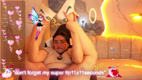 Live 800am 200pm COLOMBIAN HOUR online show from December 5, 2025, 2:14 pm