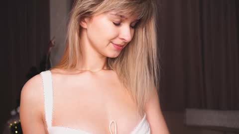 Heeeeey Im Hanna the art of tease  online show from December 28, 2024, 3:59 pm