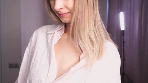 Heeeeey Im Hanna the art of tease  online show from February 9, 2025, 4:04 am