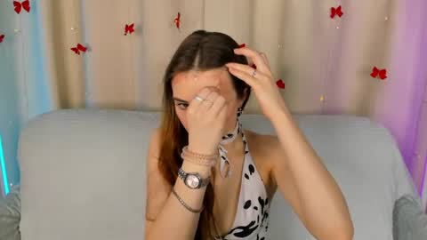 Snapshot of vasilisalove chatting on July 6, 2026, 1:35 am VasilisaLove online show from July 6, 2026, 1:35 am
