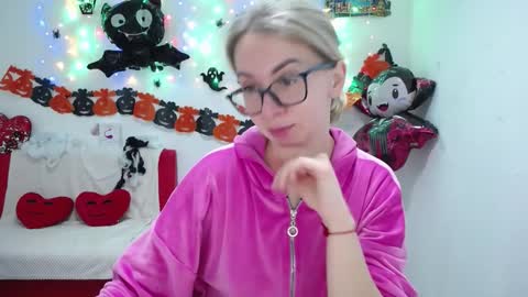 Vasilisa online show from October 20, 2025, 5:08 am