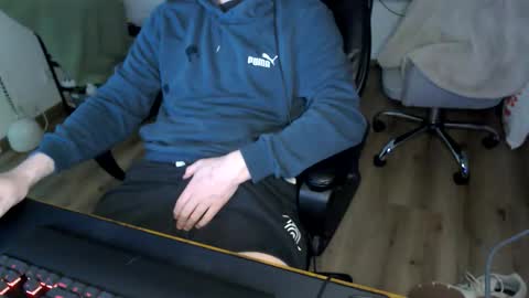 Snapshot of vaslo08 chatting on May 22, 2026, 3:06 pm Vaslo online show from May 22, 2026, 3:06 pm