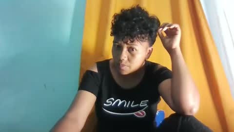 Vayannah online show from April 21, 2026, 2:37 am