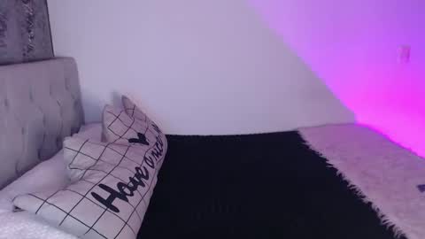 Vayolett Bass online show from March 6, 2025, 7:14 am