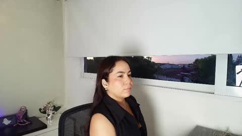 Victoria online show from October 29, 2025, 11:01 am