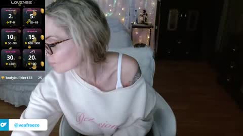 veafreeze online show from February 3, 2025, 5:18 am