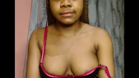 vee62 online show from February 22, 2026, 11:47 pm