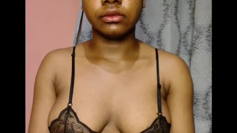 vee62 online show from March 23, 2026, 12:47 am