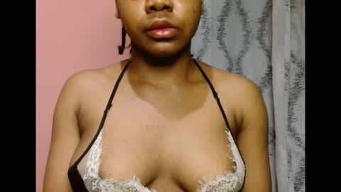 vee62 online show from April 19, 2026, 11:40 pm