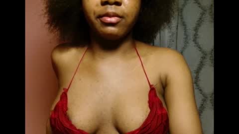 Snapshot of vee62 chatting on May 6, 2026, 1:03 am vee62 online show from May 6, 2026, 1:03 am