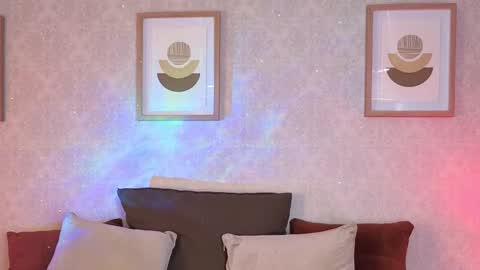 Vee Simons online show from October 12, 2025, 3:11 pm