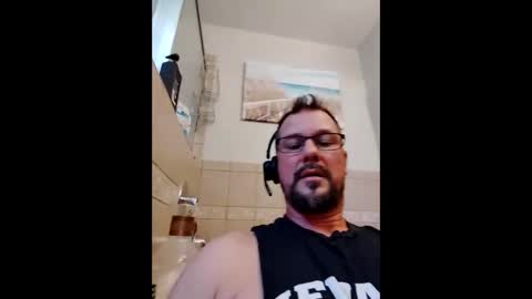 Snapshot of vegasdadbod chatting on February 8, 2026, 7:39 pm vegasdadbod online show from February 8, 2026, 7:39 pm