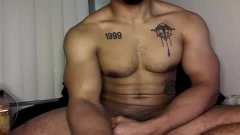 Vegas Love online show from November 19, 2025, 7:52 am