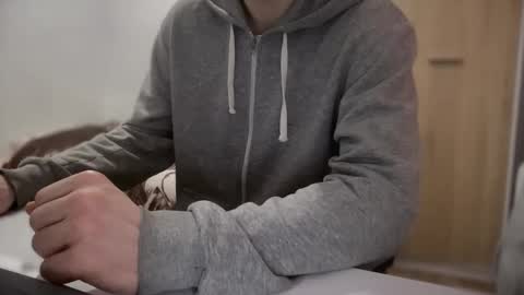 velian_hard online show from November 14, 2025, 6:39 pm