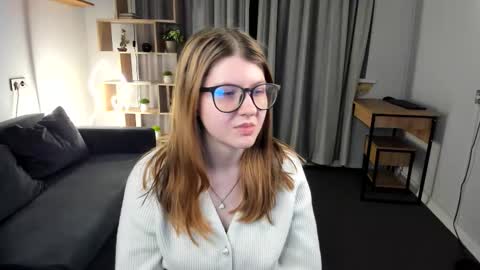 Snapshot of velinavoss chatting on January 17, 2026, 2:00 pm Alice online show from January 17, 2026, 2:00 pm