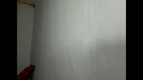 velk_hot1 online show from January 19, 2025, 1:43 am