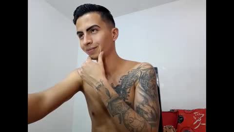 velk_hot1 online show from February 21, 2025, 7:54 pm
