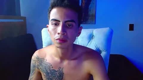 velk_hot1 online show from February 12, 2026, 6:58 pm