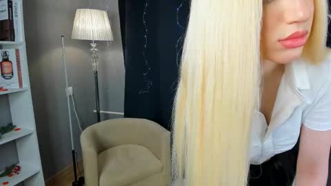 Hi im Hannah online show from February 26, 2026, 6:12 am