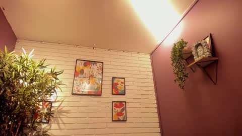 Isabella  online show from December 5, 2025, 11:19 am