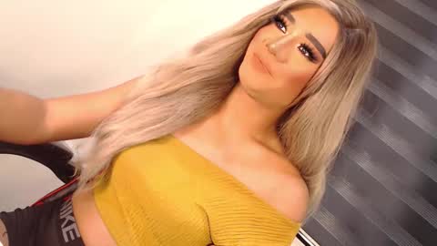 Richy will make you fall in love online show from November 7, 2025, 2:11 am