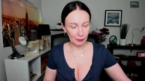 Jasmine online show from September 17, 2025, 5:31 am