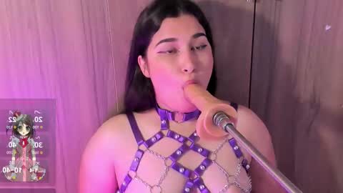 velvet_rosee_ online show from December 3, 2025, 7:01 pm