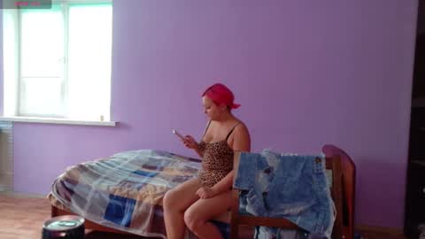 Snapshot of velvet_rosse chatting on July 14, 2026, 6:29 am Velvet Rosse online show from July 14, 2026, 6:29 am