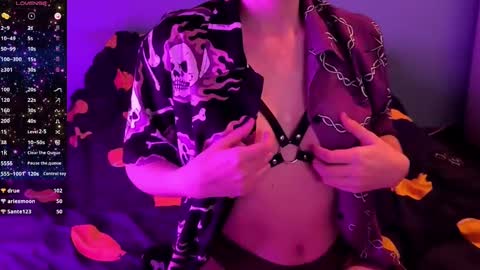 Snapshot of velvet_siren chatting on January 30, 2025, 11:13 pm Violet online show from January 30, 2025, 11:13 pm