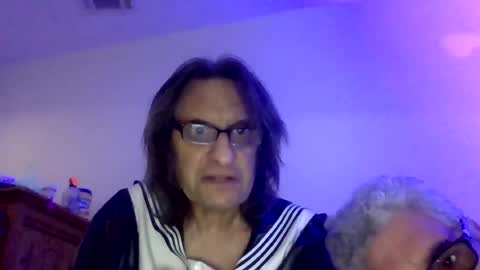 velvetfootgoddess online show from May 18, 2026, 9:09 pm