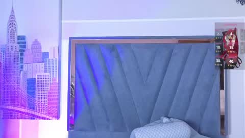 velvetfox_ online show from May 22, 2026, 9:31 pm