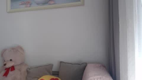 velvetmoon123 online show from December 17, 2025, 10:54 am