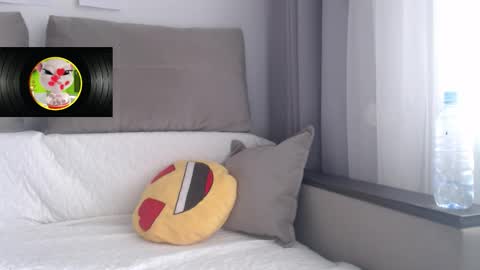 velvetmoon123 online show from February 2, 2026, 9:41 am