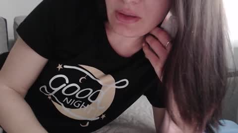 velvetmoon123 online show from March 2, 2026, 8:21 am