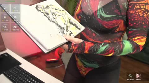 CLEOshort hair  TIna long hair  online show from January 19, 2025, 4:57 pm