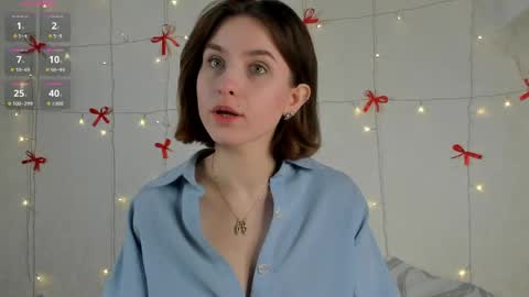 VelvetVine online show from April 12, 2026, 9:36 am