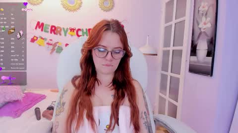 Yvonne online show from December 23, 2025, 1:14 am