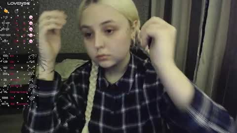 eva 3 online show from October 15, 2025, 9:59 pm