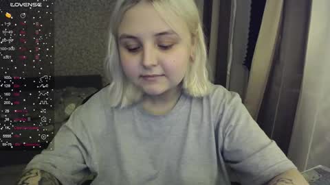 eva 3 online show from November 3, 2025, 2:02 am