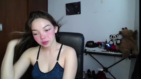 Venelope 3 online show from December 14, 2024, 2:31 pm