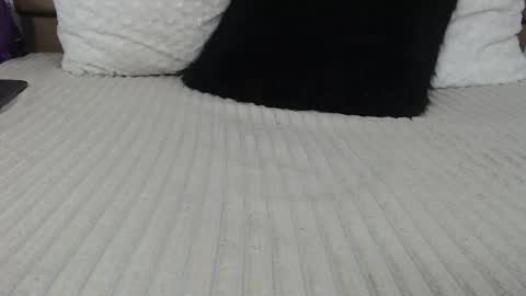 veneno hot online show from January 13, 2025, 5:02 pm