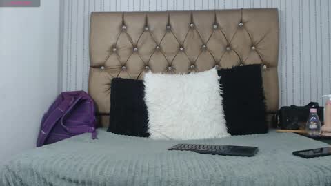 veneno hot online show from January 30, 2025, 5:06 pm