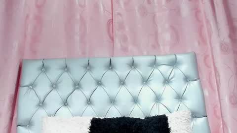 veneno hot online show from September 23, 2025, 1:03 pm