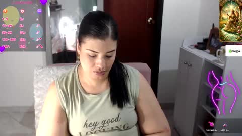 HI IM VENUS SMALL BOOBS  BIG HEART WARM PUSSY online show from October 19, 2025, 12:22 am