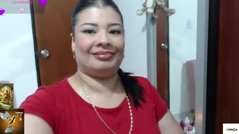 Snapshot of venus1111_ chatting on April 22, 2026, 10:33 pm HI IM VENUS SMALL BOOBS BIG HEART WARM PUSSY online show from April 22, 2026, 10:33 pm