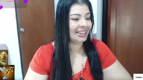 Snapshot of venus1111_ chatting on May 26, 2026, 11:01 pm HI IM VENUS SMALL BOOBS BIG HEART WARM PUSSY online show from May 26, 2026, 11:01 pm