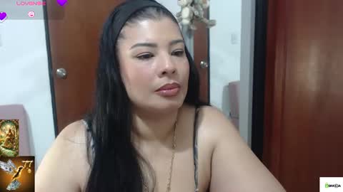 Snapshot of venus1111_ chatting on June 11, 2026, 11:47 pm HI IM VENUS SMALL BOOBS BIG HEART WARM PUSSY online show from June 11, 2026, 11:47 pm