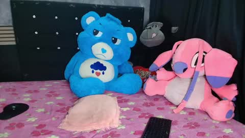 eva online show from April 16, 2026, 10:56 pm