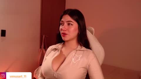 venus_art11 online show from February 28, 2025, 5:15 am